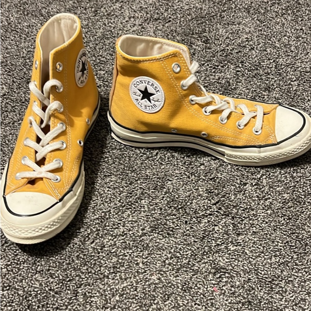 Converse All Star High Top Sneakers in Sunflower yellow (out of stock)in stores